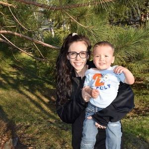 Meet your Posher, Leeann